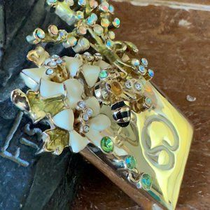 St. John Flower Box with Bee Gold Brooch
